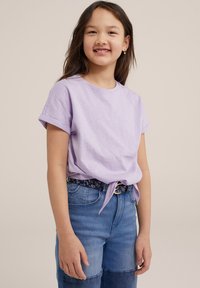 WE Fashion KNOOPDETAIL - Print T-shirt - Apdrukāts T-krekls - violet