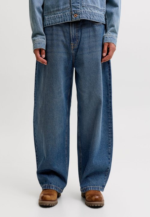 Jack & Jones JJIJOEY JJCREW - Blugi largi - BLUE DENIM