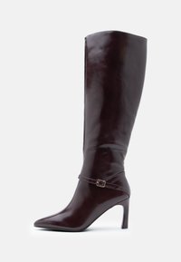 Selecionado, burgundy