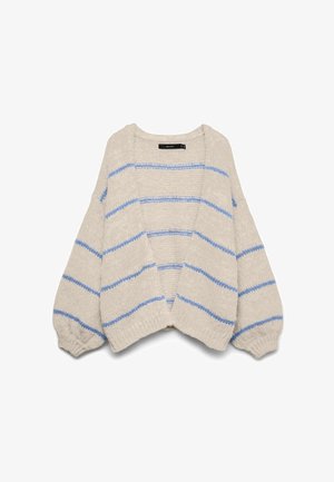 Cardigan crem deschis, grosier, cu deschidere frontală, dungi orizontale albastre deschise și mâneci lungi tip balon.