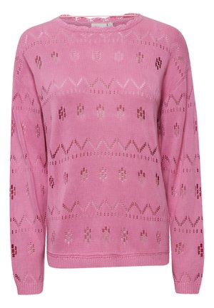 Svetlo roza pleten pulover z odprto vzorcem, ki vključuje cvetlične in cikcak vzorce. Okrogla izreza, dolgi rokavi in riban rob.