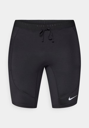 Zwarte hardloopshorts gemaakt van flexibel stof, met een tailleband met trekkoord, zijnaden en een wit Nike-logo op de linkeronderkant aan de voorkant.