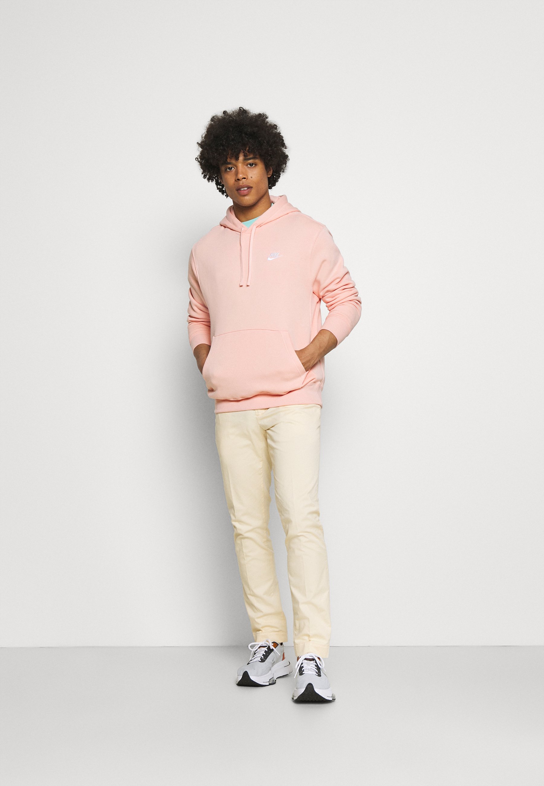 nike sportswear club fleece arctic orange