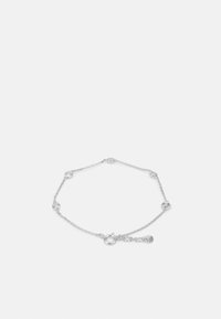 Bracciale argento con un design alternato di anelli circolari e piccole gemme, dotato di chiusura a moschettone e catena regolabile.