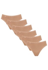 Beige katoenen slipjes met kantafwerking, met een lage taille en zachte textuur, gepresenteerd in een set van zes.