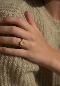 Violet Hamden Prsten - gold-coloured