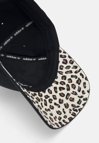 adidas Originals LEO  - Cap - black