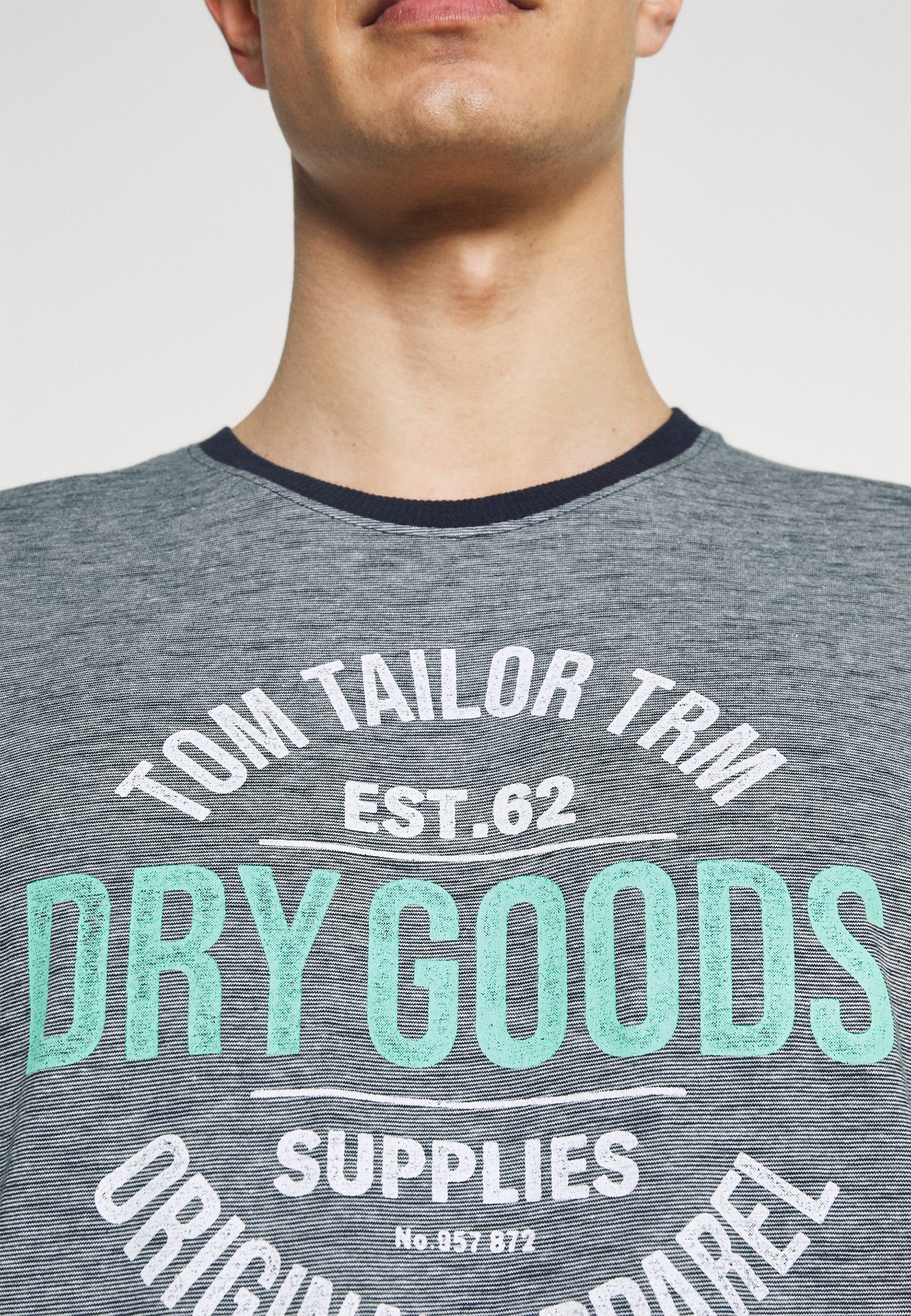 Men FINESTRIPED - Print T-shirt Men FINESTRIPED - Print T-shirt