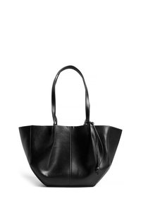 FOLD DETAIL - Rokassoma - black