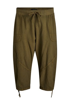 Krótkie spodnie w kolorze oliwkowej zieleni z talią na sznurek, przednimi naszywanymi kieszeniami oraz regulowanymi troczkami przy nogawkach.