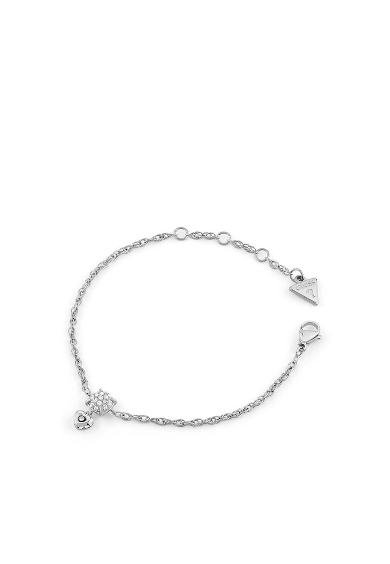 Bracciale a catena in argento con pendente a forma di cuore e ciondolo quadrato con cristalli trasparenti, rifinito con chiusura a moschettone e targhetta con marchio.