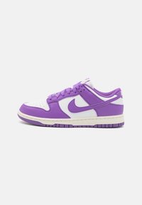 Nike Sportswear DUNK NEXT NATURE - Joggesko - summit white/black raspberry