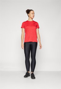 Under Armour TECH TWIST - Spordi T-särk - racer red/black
