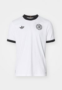 Seleccionado, cloud white/black