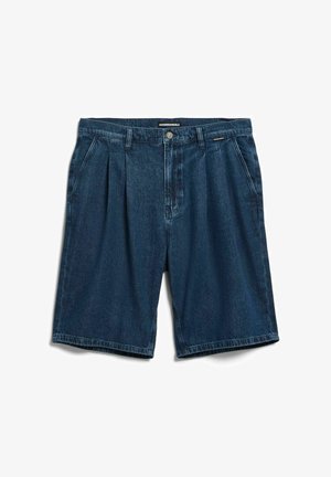 Donkerblauwe denim shorts met voorplooien, zijzakken, riemlussen en een metalen knoopsluiting in de taille.
