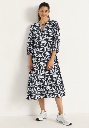 WITH FLOUNCES - Freizeitkleid - black blue patterned