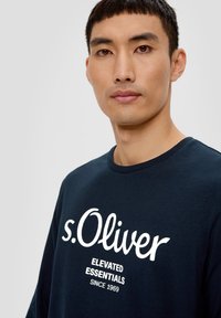 s.Oliver Langarmshirt - navy