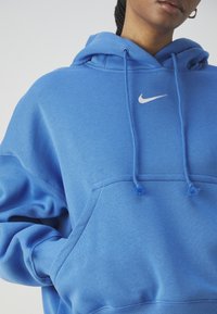 Thumbnail Image 8