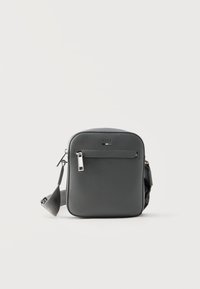 Nem kiválasztott, medium grey