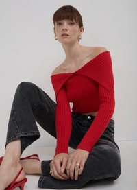 Calliope Maglione - rosso