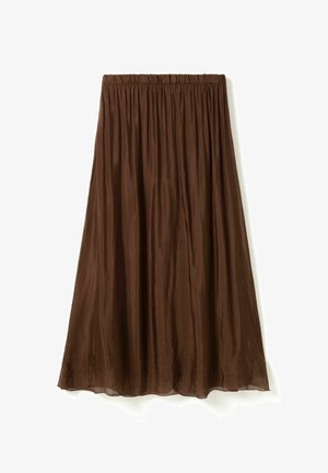 Brązowa, zwiewna spódnica midi z elastycznym paskiem w pasie i lekkiego, lekko przezroczystego materiału, prezentowana na białym tle.
