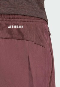adidas Performance TR-ES WV SHO - Športové šortky - burgundy   white
