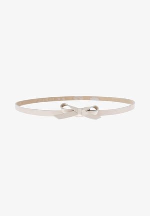 Fine ceinture en cuir beige avec un petit nœud décoratif à l'avant, présentée sur un fond blanc.