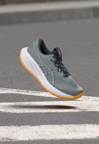 Δεν επιλέχθηκε, gravel/arctic blue