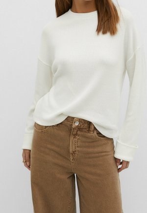 Sweter