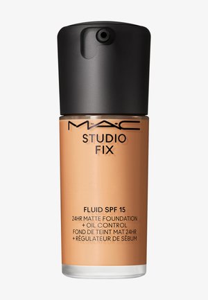 MAC STUDIO FIX FLUID SPF15 OIL CONTROL - Foundation - nc40