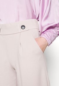 Geggo Shorts Jrs Chateau Gray main image 1