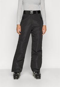 Sorte snebukser med lige ben, lavet af holdbart materiale. Har et sort bælte og lynlåslommer for funktionalitet.