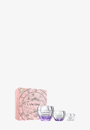 Juego de cuidado de la piel Lancome Renergie en una caja rosa, que incluye tres envases redondos con acentos plateados y etiquetas moradas.