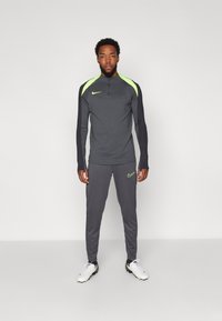 Nike Performance STRIKE DRILL TOP - Longsleeve - anthracite/black/volt