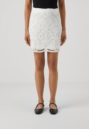 VMJOSE SHORT SKIRT  - Miniskjørt - cloud dancer