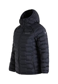 Crni pufferski kaput s kapuljačom, kvadratnim dizajnom i patentnim zatvaračima sa strane. Sadrži logo na prsima i meku, glatku teksturu.