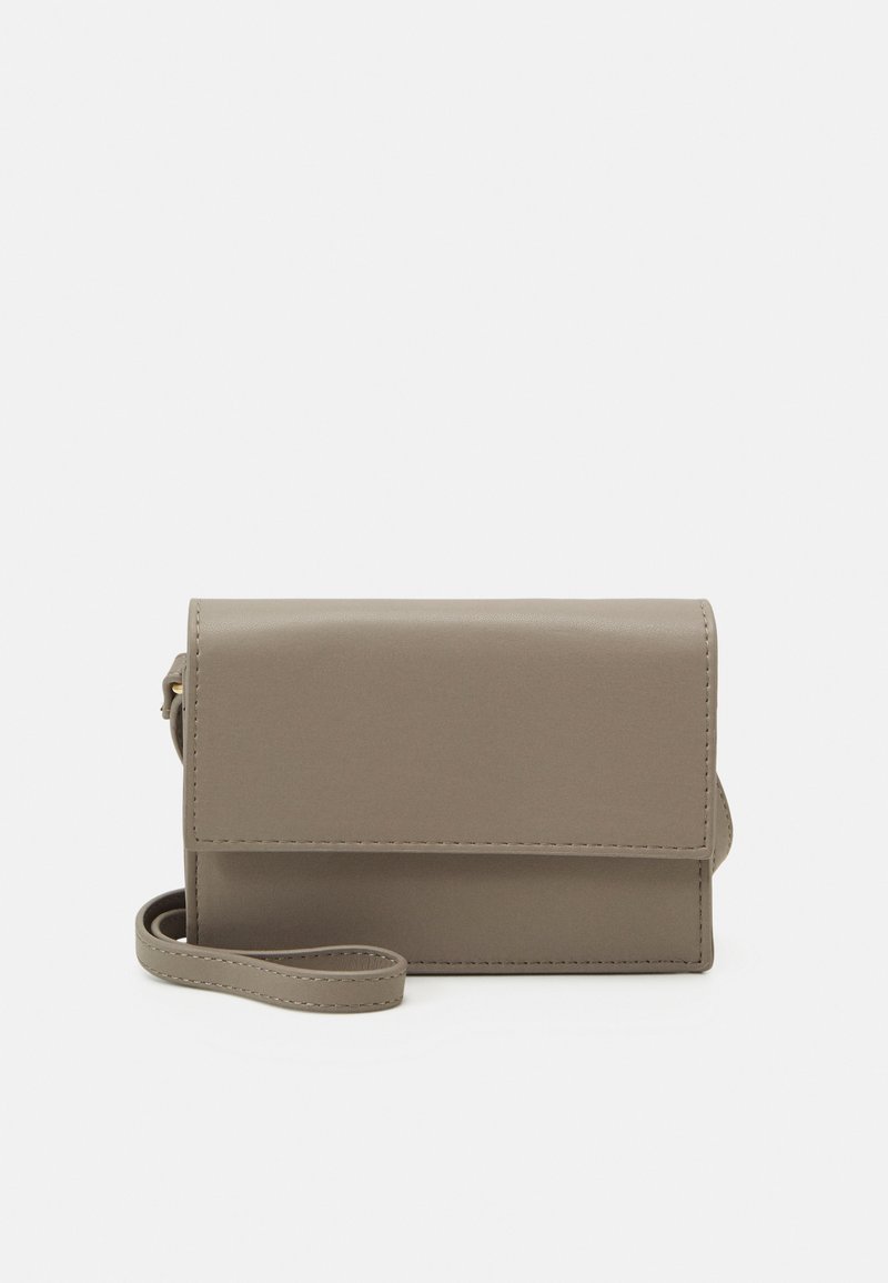 Modamoda De - T94 - Bolso Bandolera Pequeño Ital De Piel Lisa