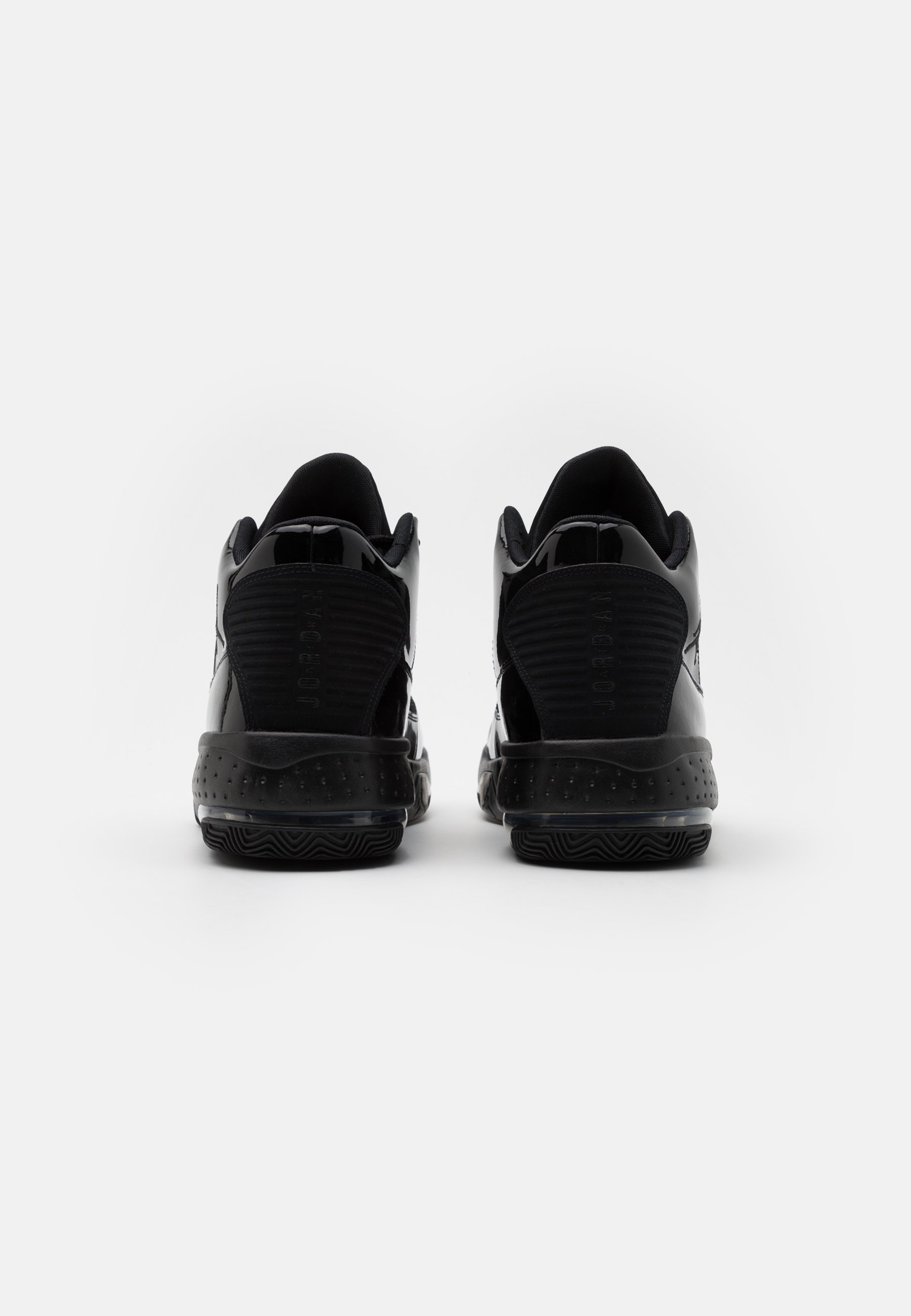 Jordan MAX AURA 2 Baskets montantes blacknoir ZALANDO.FR Jordan MAX AURA 2 Baskets montantes blacknoir ZALANDO.FR