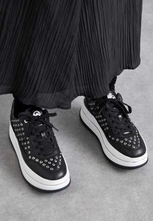 HAYES LACE UP - Baskets basses - black
