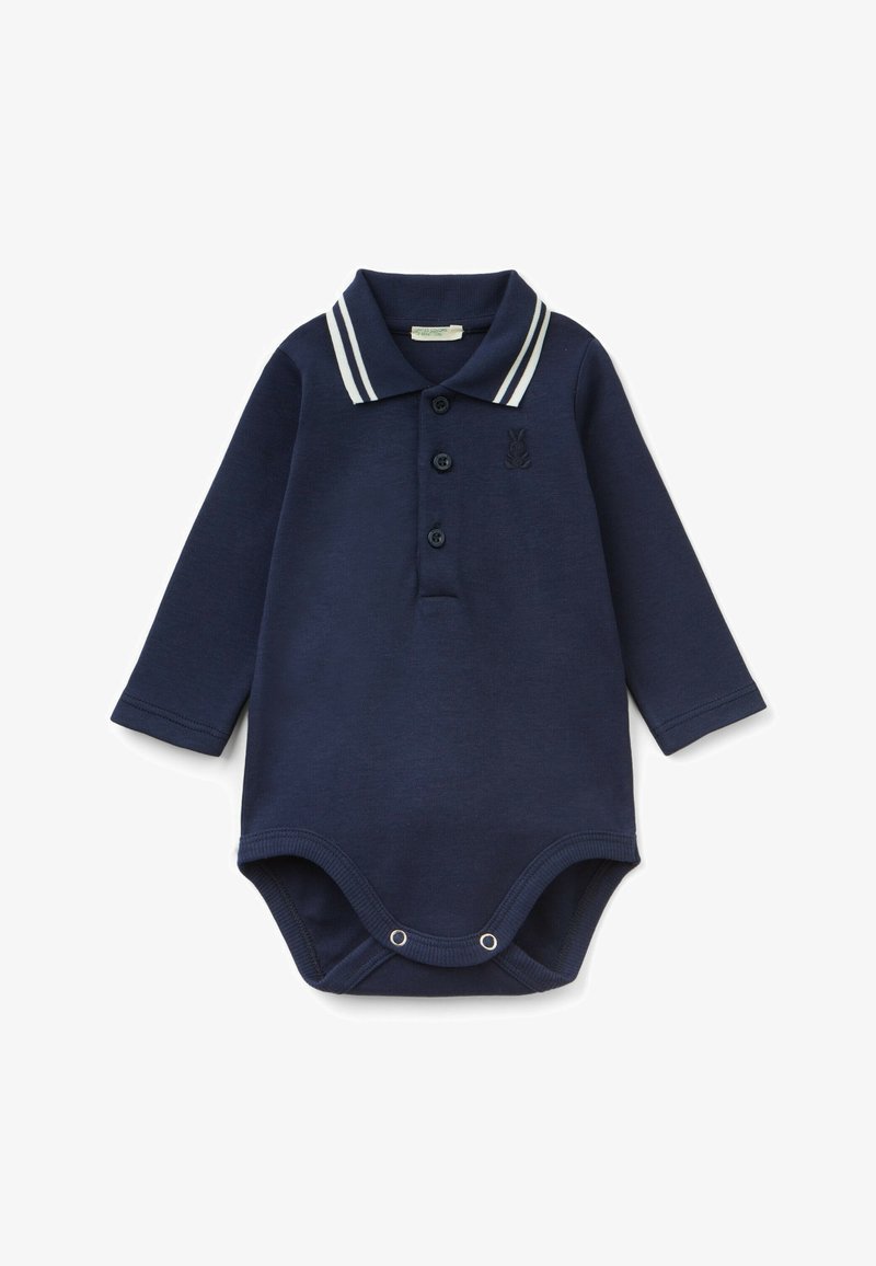 Body neonato a maniche lunghe di colore blu navy con colletto, strisce bianche, tre bottoni frontali e chiusure a scatto sul fondo.