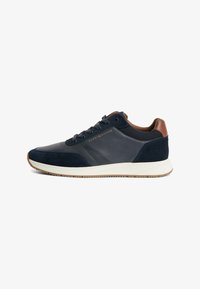 Επιλέχθηκε, navy blue