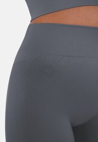 Stark Soul SEAMLESS  - Legging (type pantalon) - grau