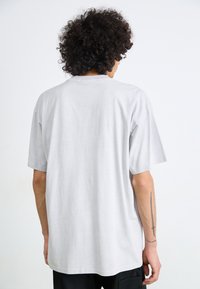 Carhartt WIP DUSTER SCRIPT - T-shirt basique - basalt
