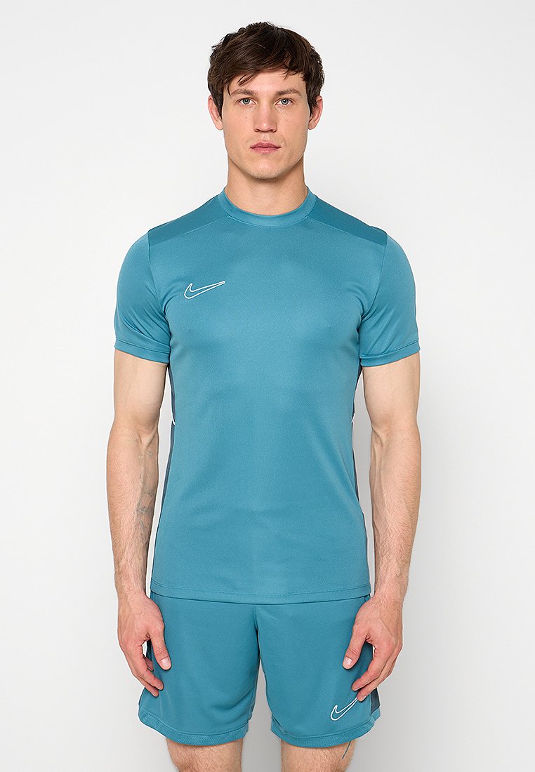 Nike Performance Sport T-shirt meerkleurig Nike Performance Sport T-shirt meerkleurig