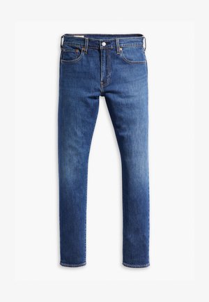 Jeans in denim blu con un design a gamba dritta, dotati di cinque tasche, passanti per cintura e dettagli in cucitura arancione. Texture liscia e taglio classico.