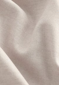 Unselected, neutral brown