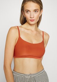 Chantelle PADDED BRALETTE - Corpete - ecureuil