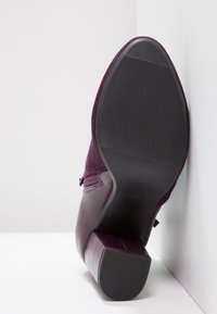 Wallis Botines bajos - dark purple