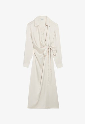 Beige wikkeljurk met lange mouwen, een kraag en een strik taille. Gemaakt van een soepele stof, met een gedrapeerde voorkant en een middellange snit.