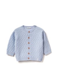 Světle modrý pletený kardigan s kabelovým vzorem, kulatým výstřihem a dřevěnými knoflíky po přední straně. Krátké rukávy ve stylu raglán.